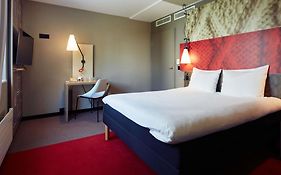 Ibis Zuerich Messe Airport
